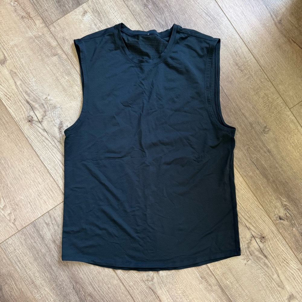 Lululemon men’s black tank size M